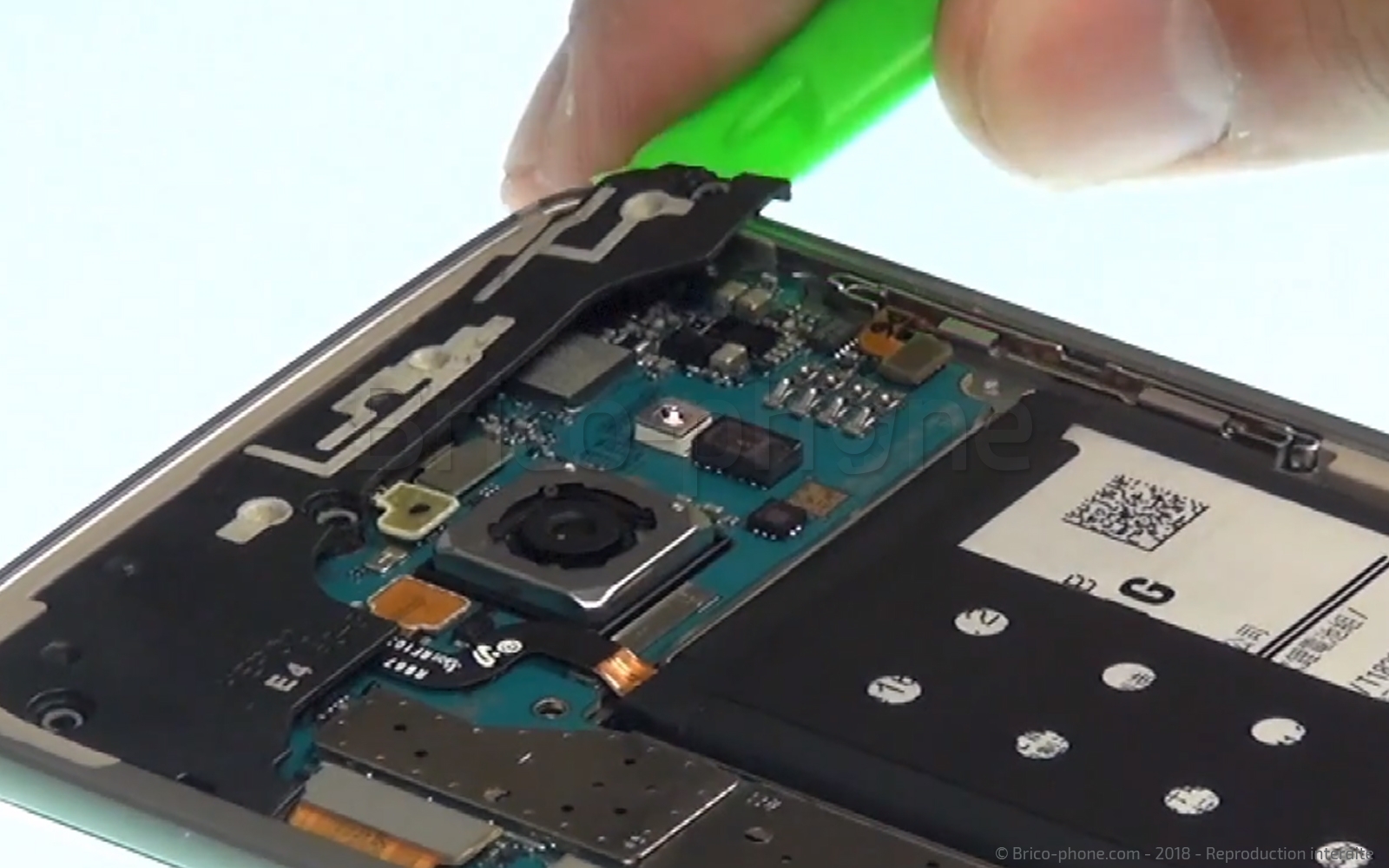 Changement de batterie sur Galaxy S7 Edge photo 4